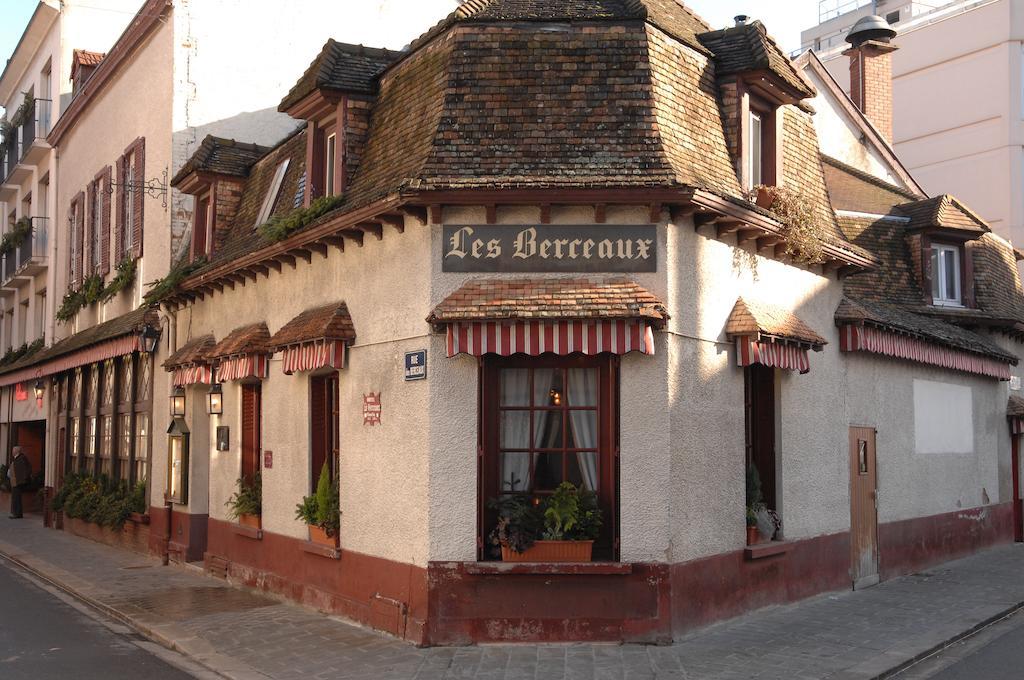 Hotel Les Berceaux Épernay Exterior foto